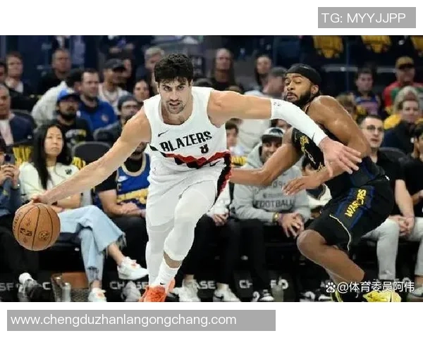 开拓者与国王激战在即球迷期待精彩对决与精彩表现