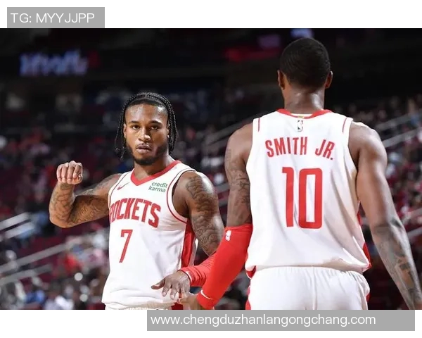 火箭与雷霆对决数据分析揭示球队表现与战术特点 火箭与雷霆对决数据分析揭示球队表现与战术特点