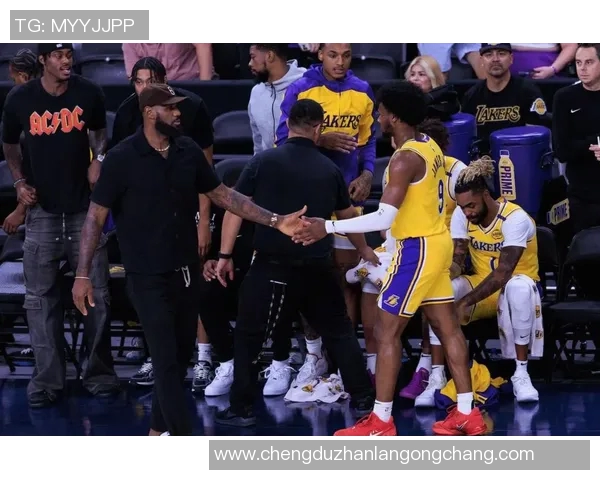 3月13日骑士对阵马刺精彩赛事回顾与分析 3月13日骑士对阵马刺精彩赛事回顾与分析